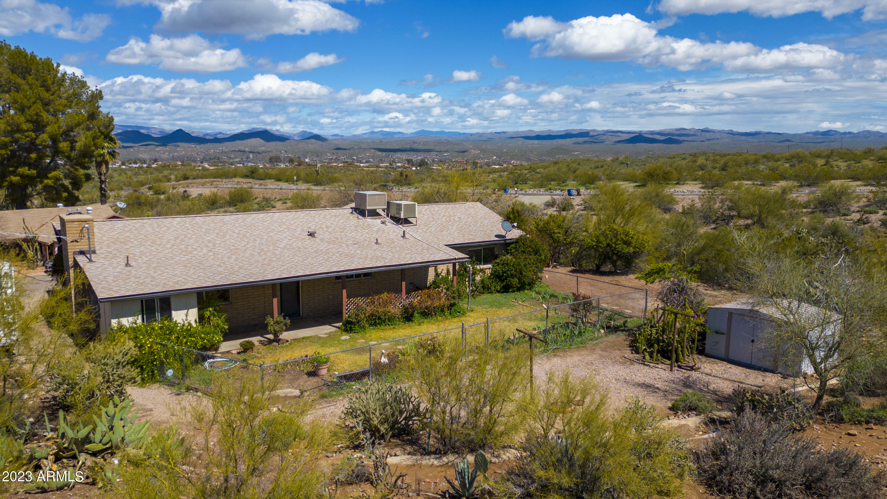 Property Photo:  1240 S Ocotillo Drive  AZ 85390 