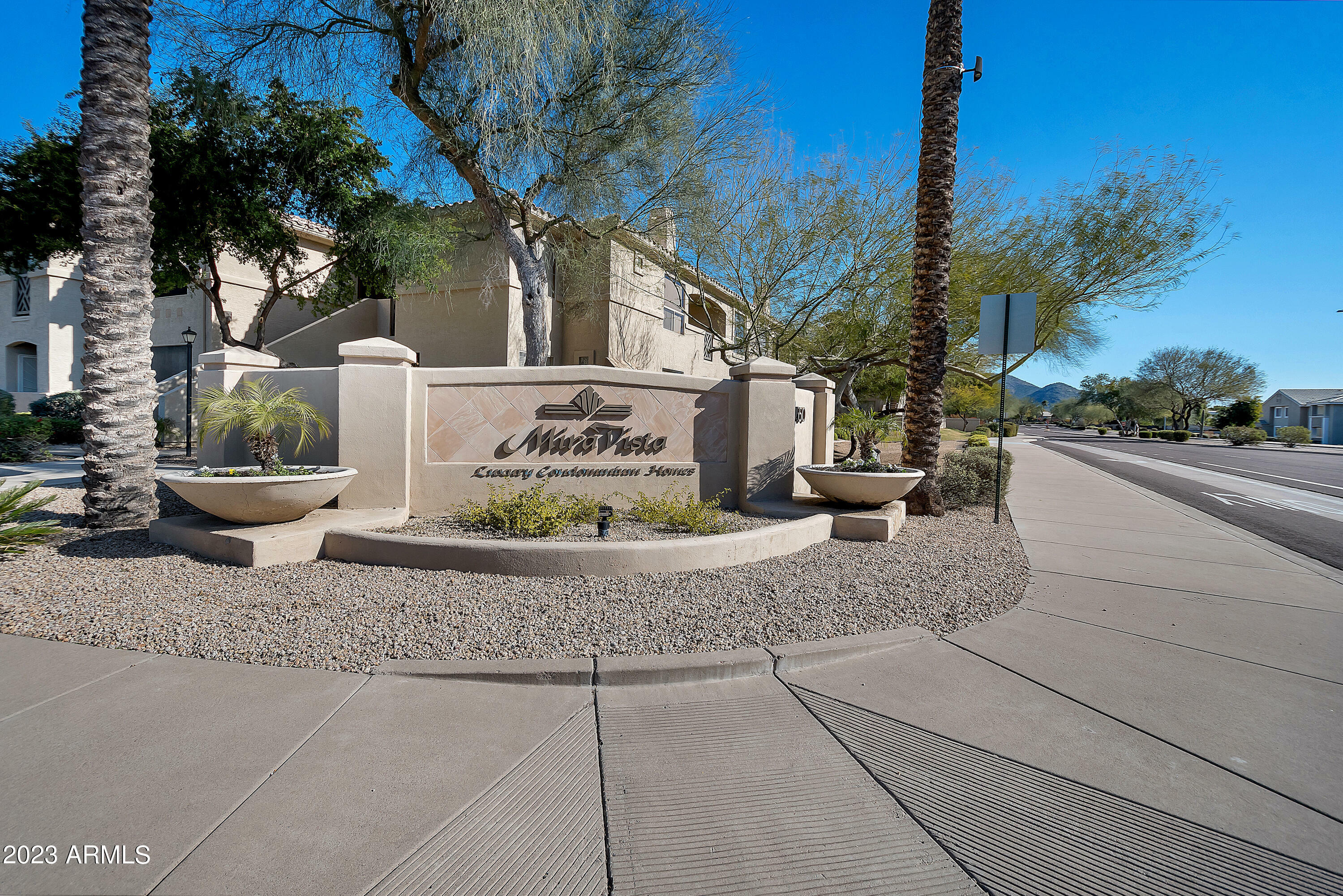 Property Photo: 9550 E Thunderbird Road 213 AZ 85260