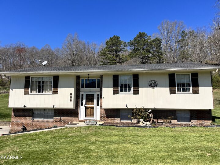 710 Beard Valley Rd  Maynardville TN 37807 photo