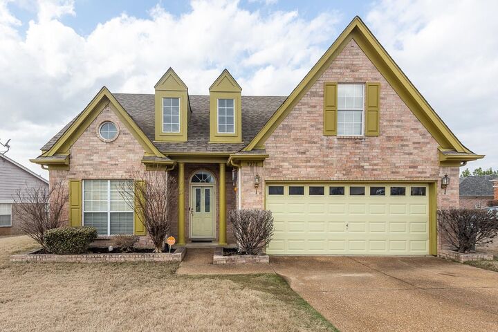 9078 W Snow Drift Ln  Memphis TN 38016 photo