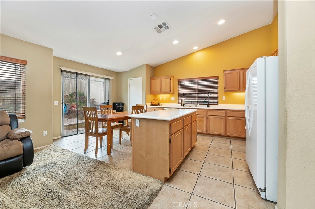 Property Photo: 1319 Smoke Tree Lane CA 92223