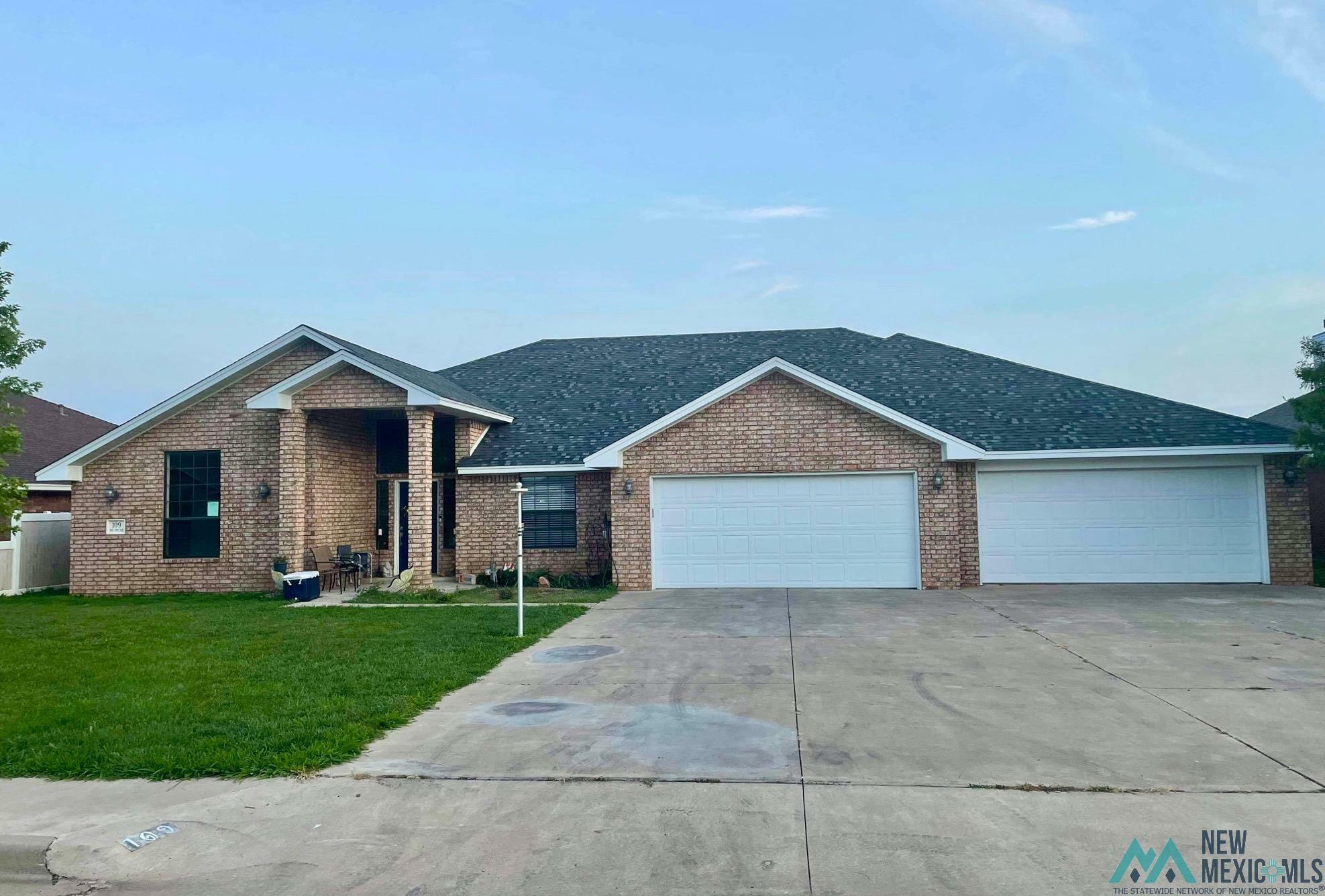 Property Photo: 109 Burch Place NM 88101