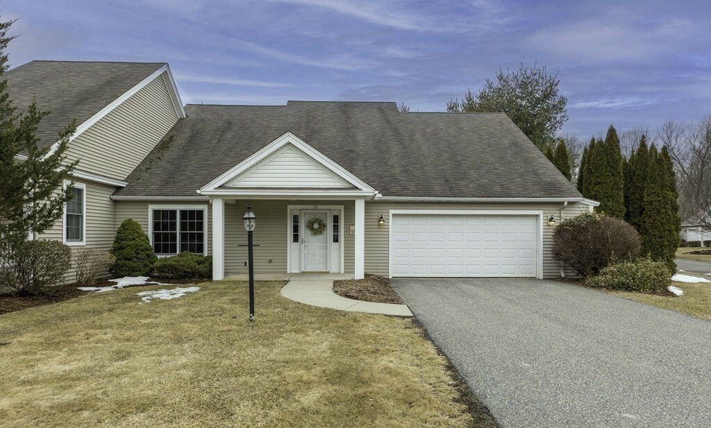 Property Photo: 35 Ivy Cir 35 MA 01095