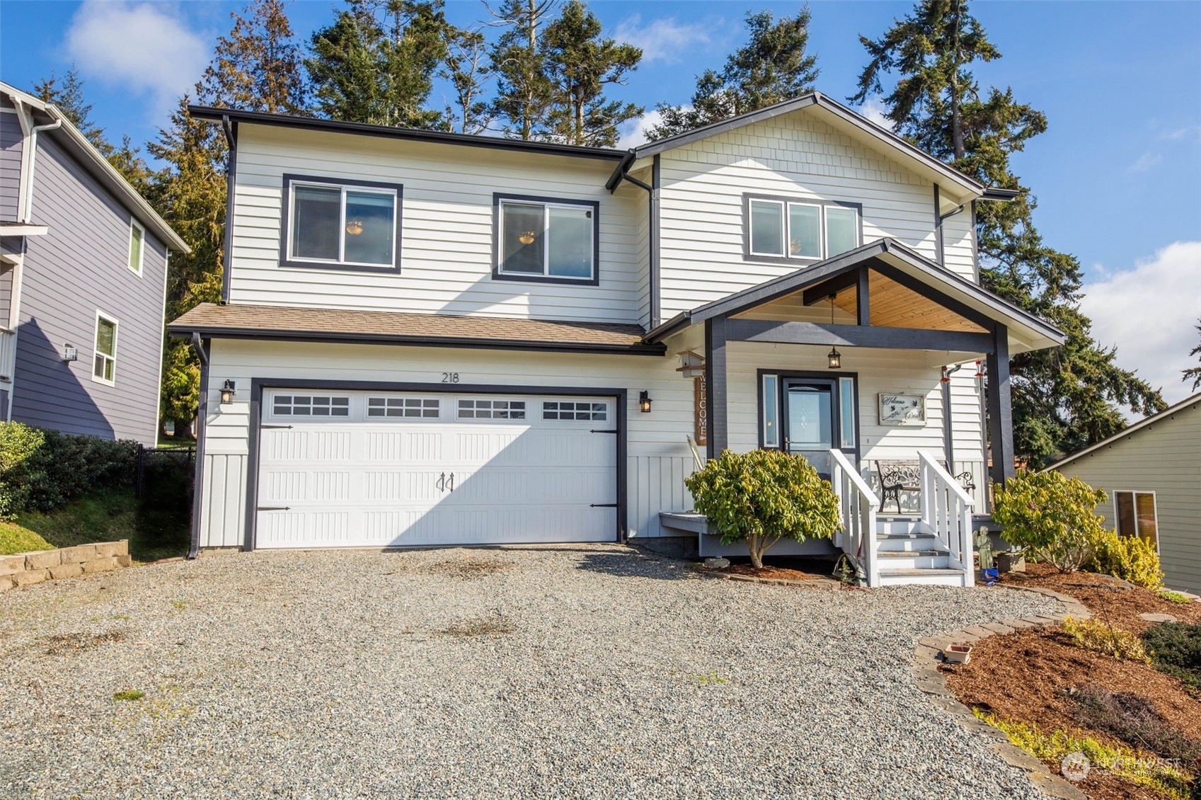 Property Photo:  218 Calhoun Loop  WA 98239 