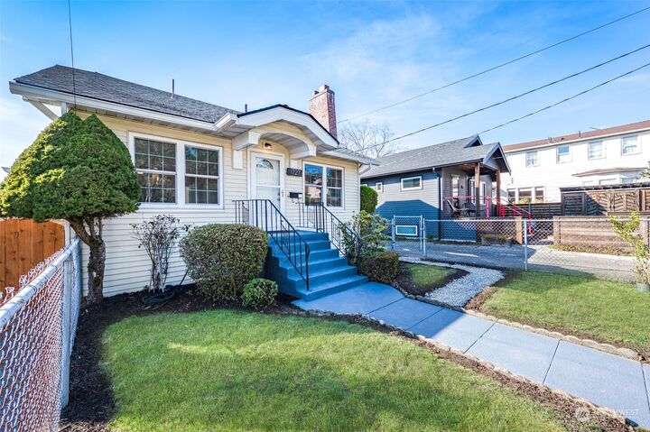 Property Photo: 1727 30th Avenue S WA 98144