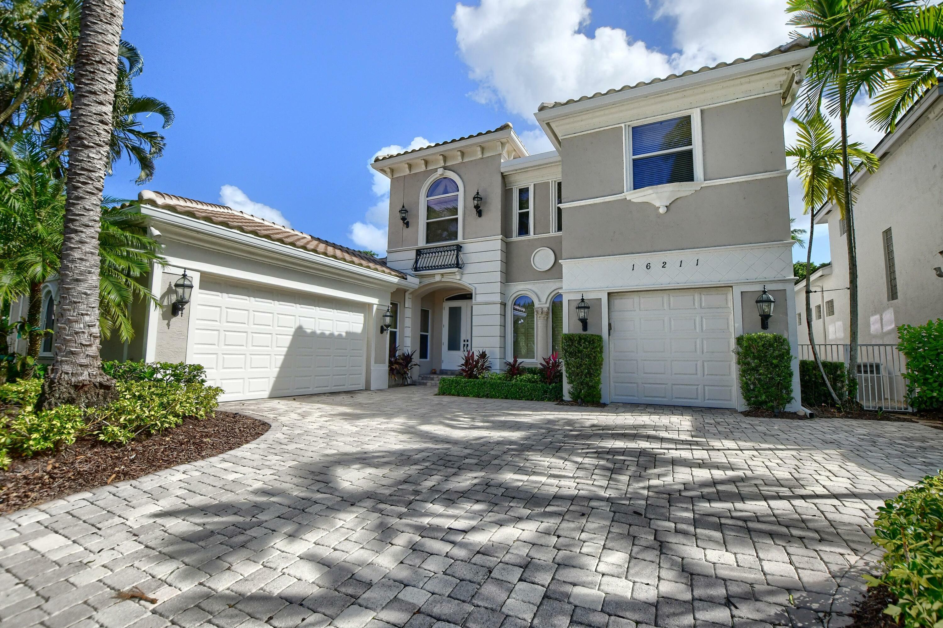 Property Photo:  16211 Bristol Pointe Drive  FL 33446 