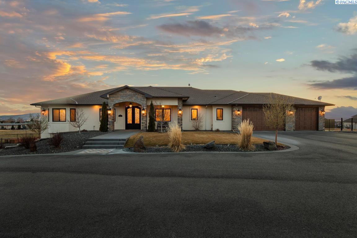 Property Photo: 101 Angus Road WA 99301