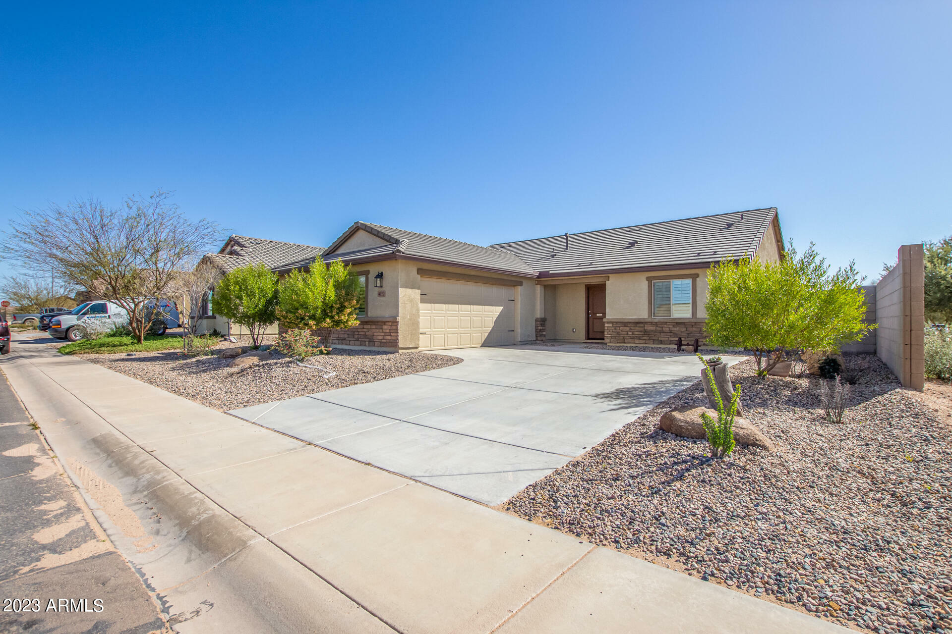 Property Photo:  4010 N Ghost Hollow Avenue  AZ 85122 