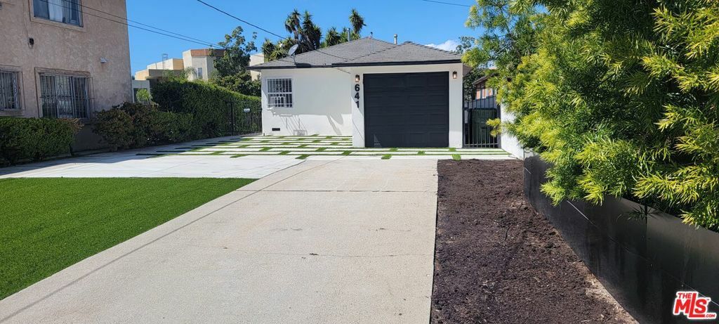 Property Photo: 641 Hill Street CA 90302