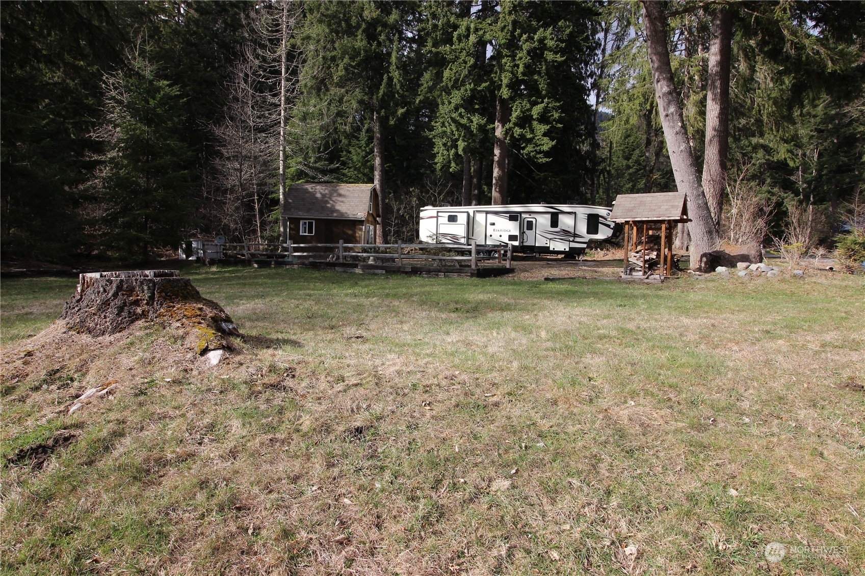 Property Photo:  55522 315th Avenue E  WA 98304 