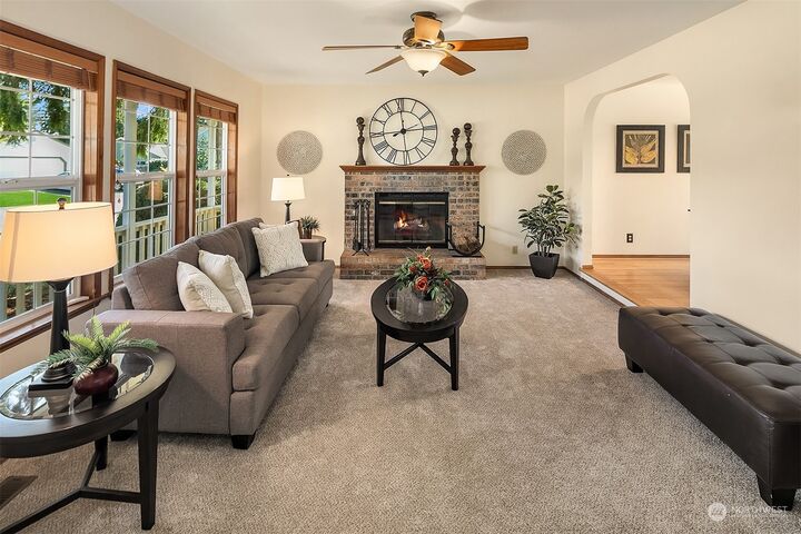 Property Photo: 17110 30th Drive SE WA 98012