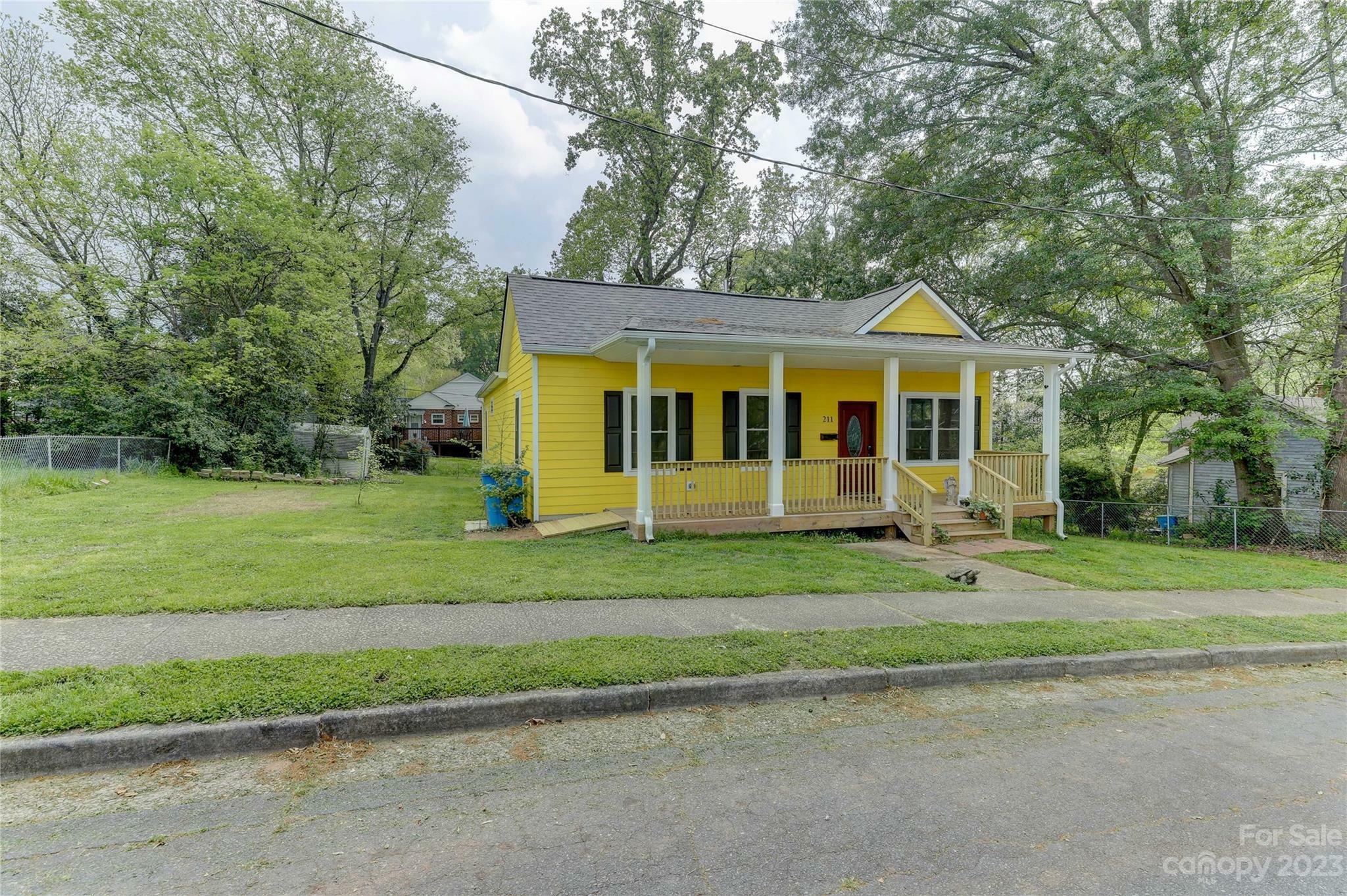 Property Photo: 211 Lee Street SC 29715