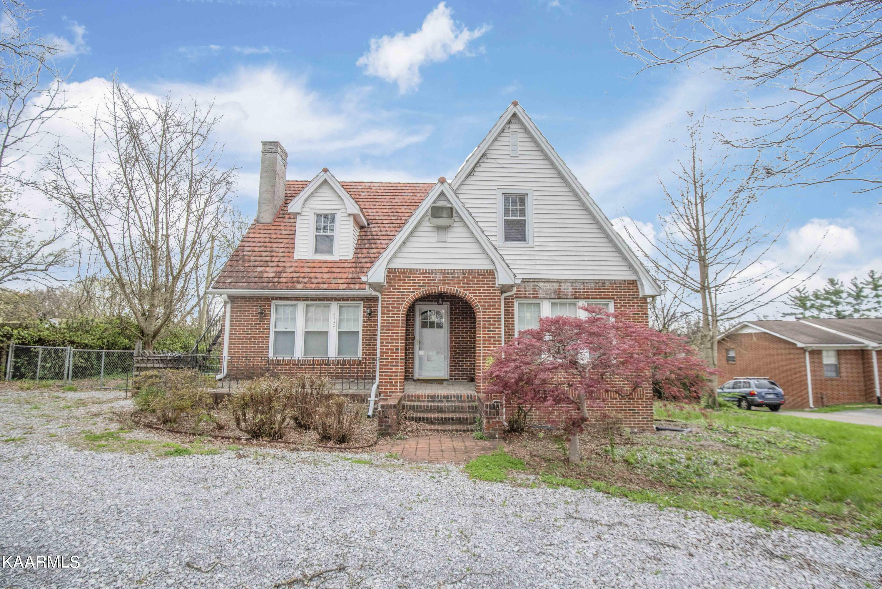 Property Photo:  2737 E Broadway Ave  TN 37804 