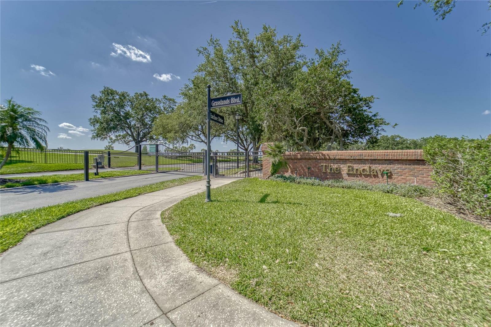 Property Photo:  483 Enclave Place 483  FL 33803 