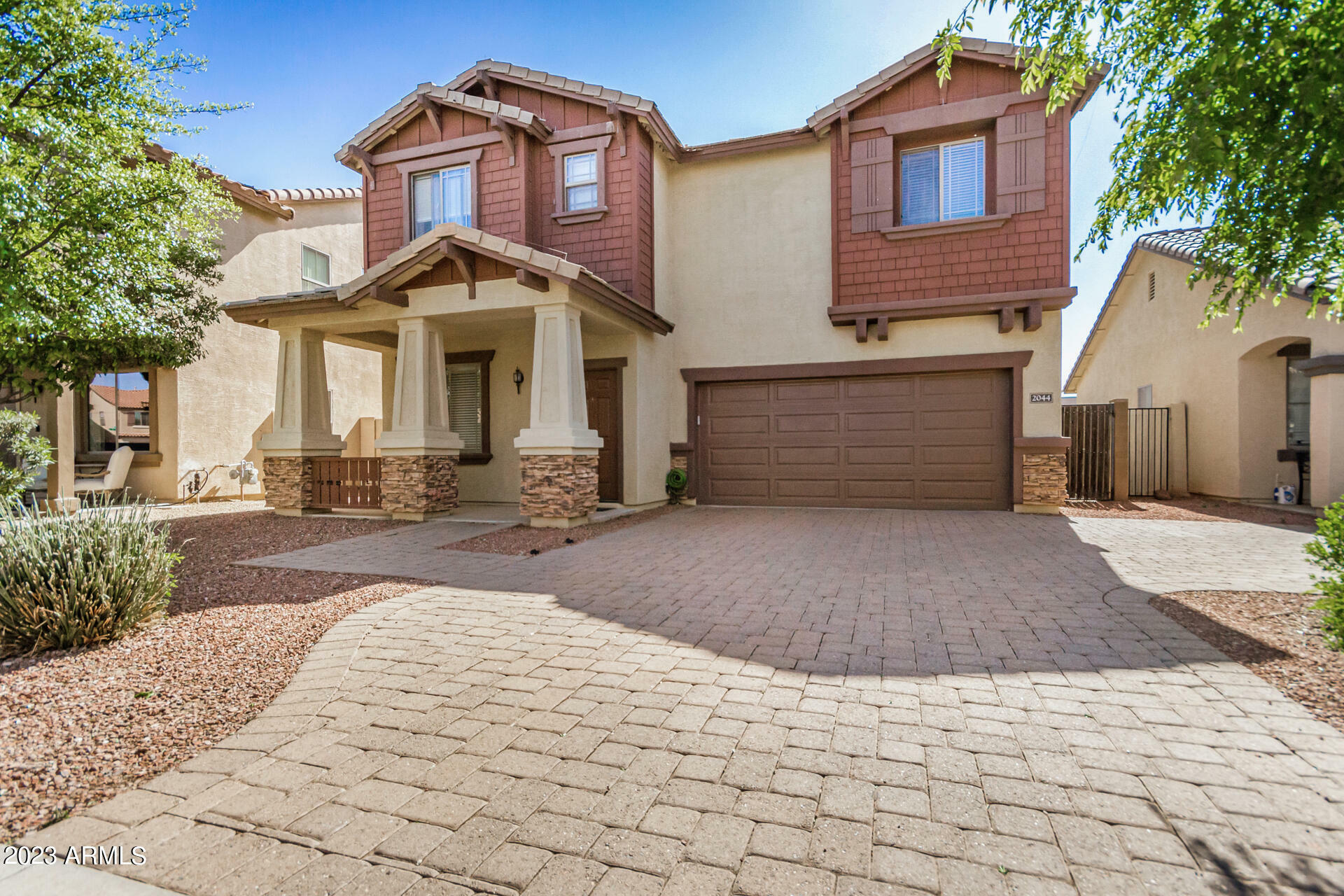 2044 S Falcon Drive  Gilbert AZ 85295 photo