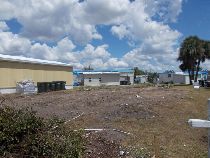Property Photo: 6706 Sage Lane FL 34287