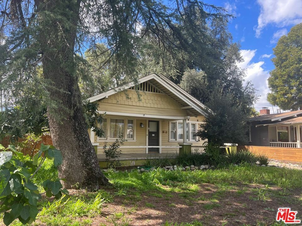 Property Photo:  103 S Craig Avenue  CA 91107 