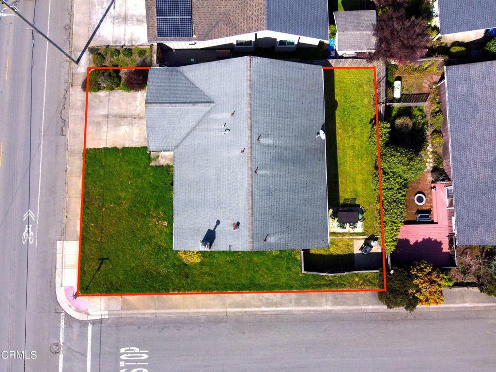 Property Photo:  1075 E Oak Street  CA 95437 