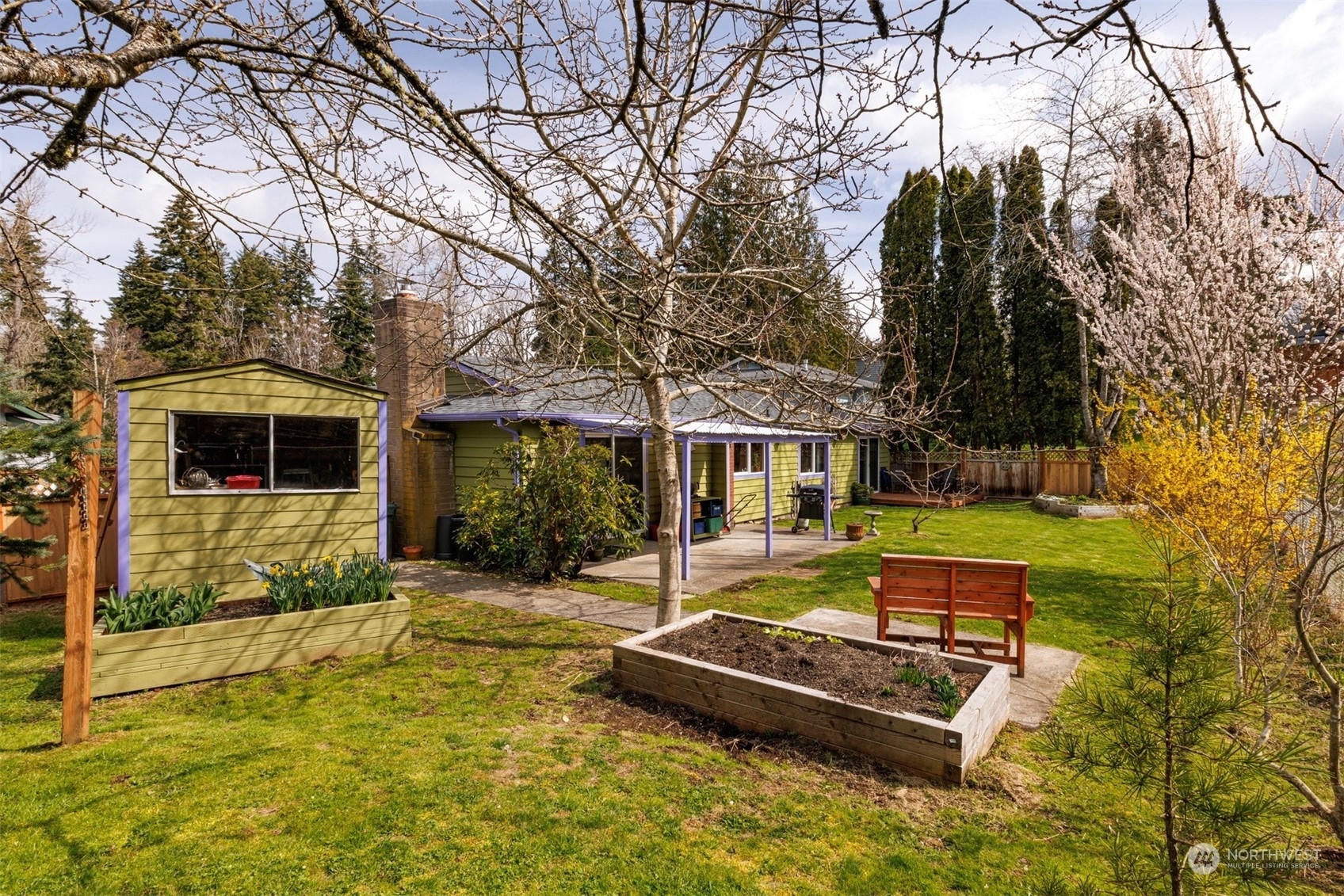 Property Photo:  2416 Alvarado Drive  WA 98229 