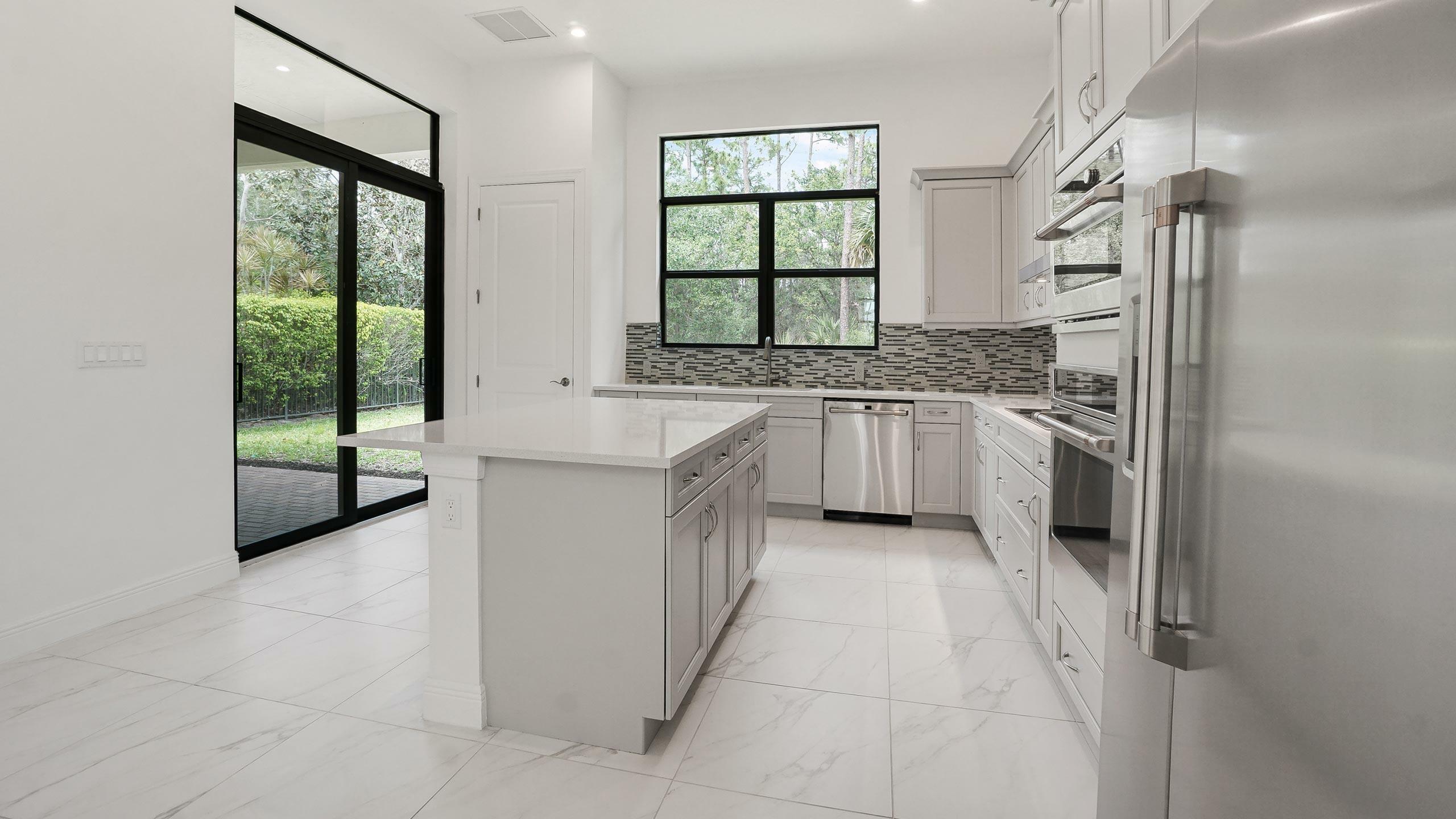 Property Photo: 124 SE Strada Cervaro FL 34952