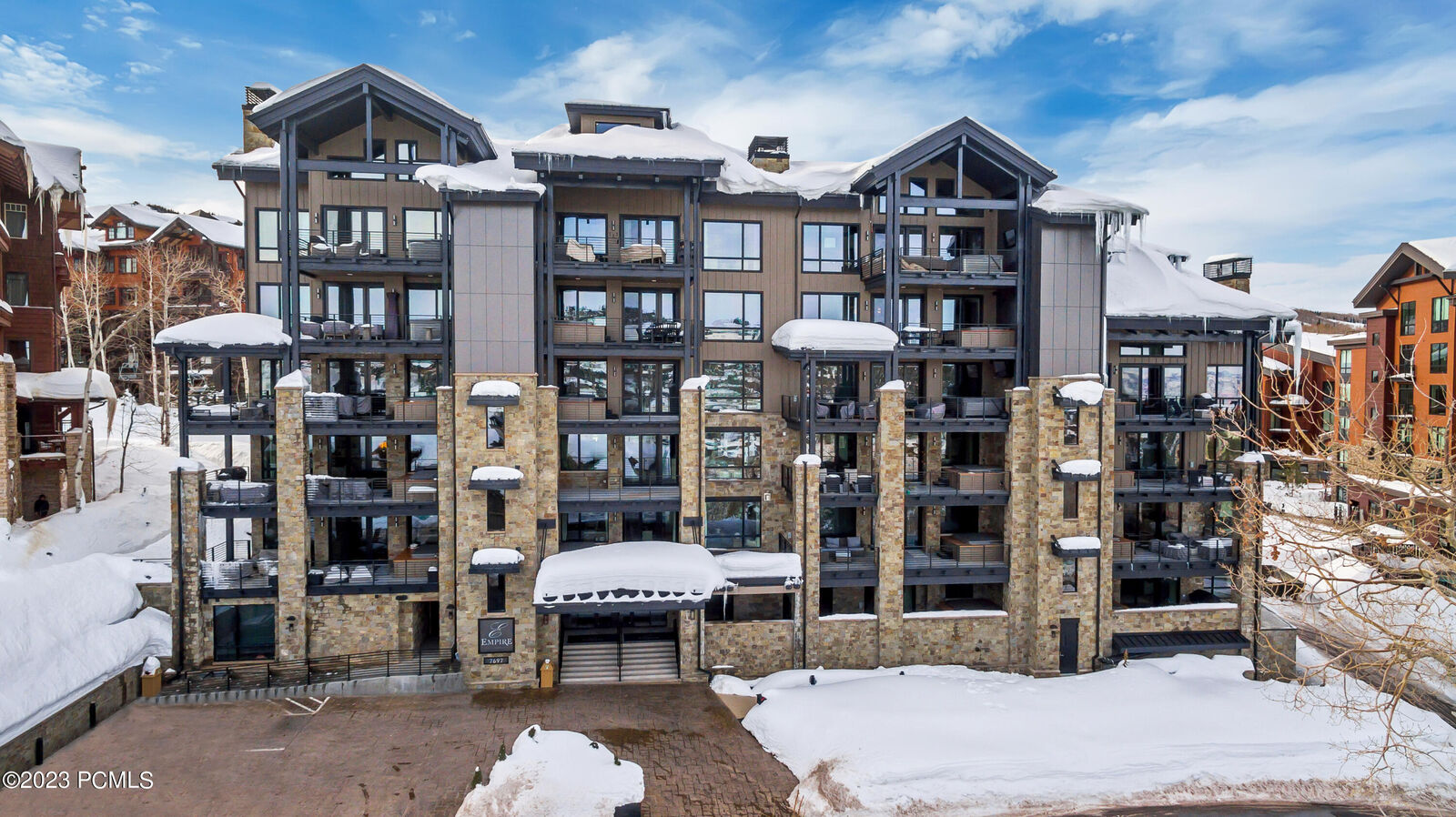 Property Photo: 7697 Village Way 103 UT 84060