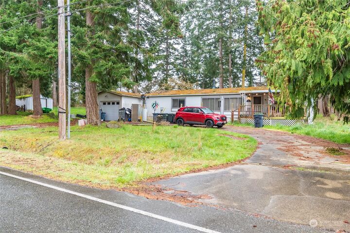 Property Photo:  1031 Sidney Street  WA 98277 
