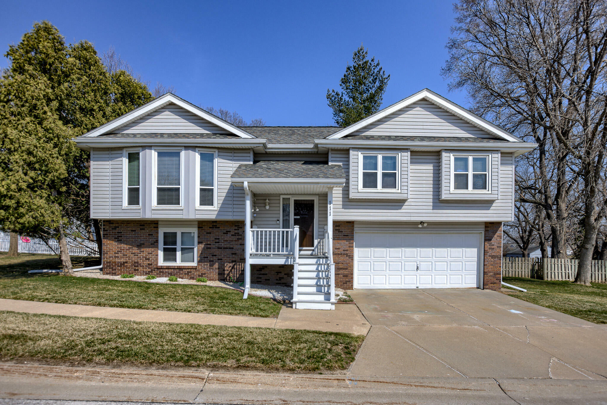 Property Photo:  111 Woodbury Circle  Circle  IA 51503 