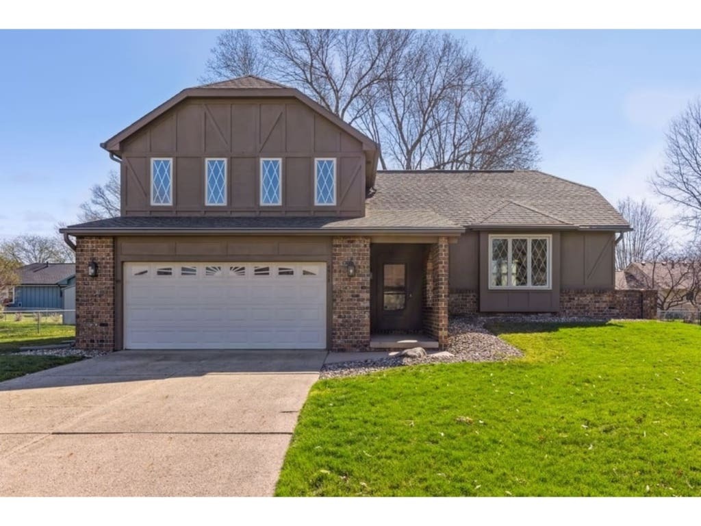 4513 75th Street  Urbandale IA 50322 photo