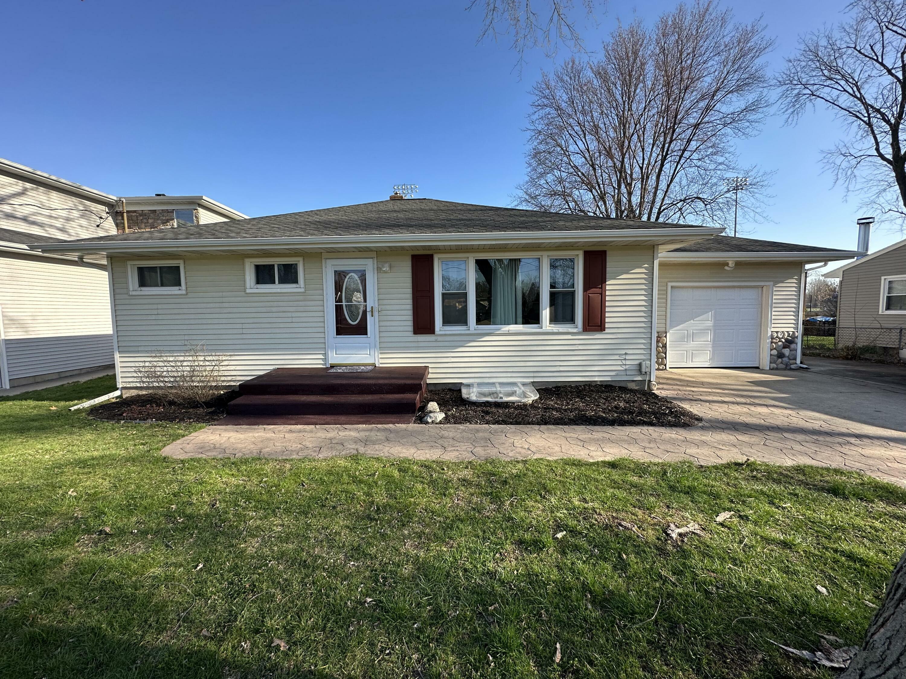 Property Photo:  223 48th Street SE  MI 49548 