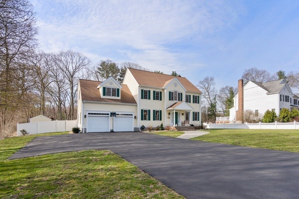 Property Photo:  90 Wilson St  MA 02062 