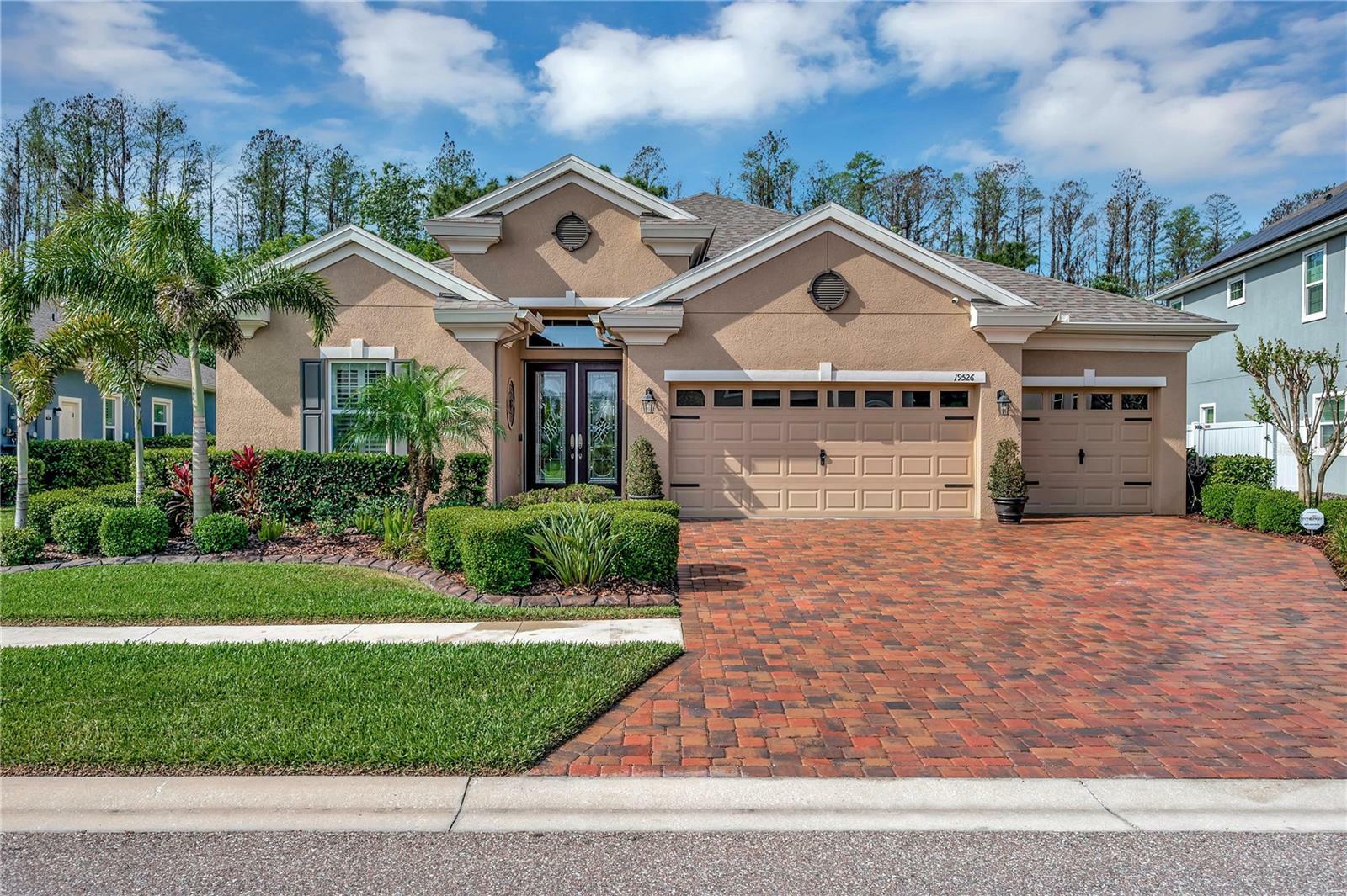 Property Photo:  19526 Hayden Lake Court  FL 34638 