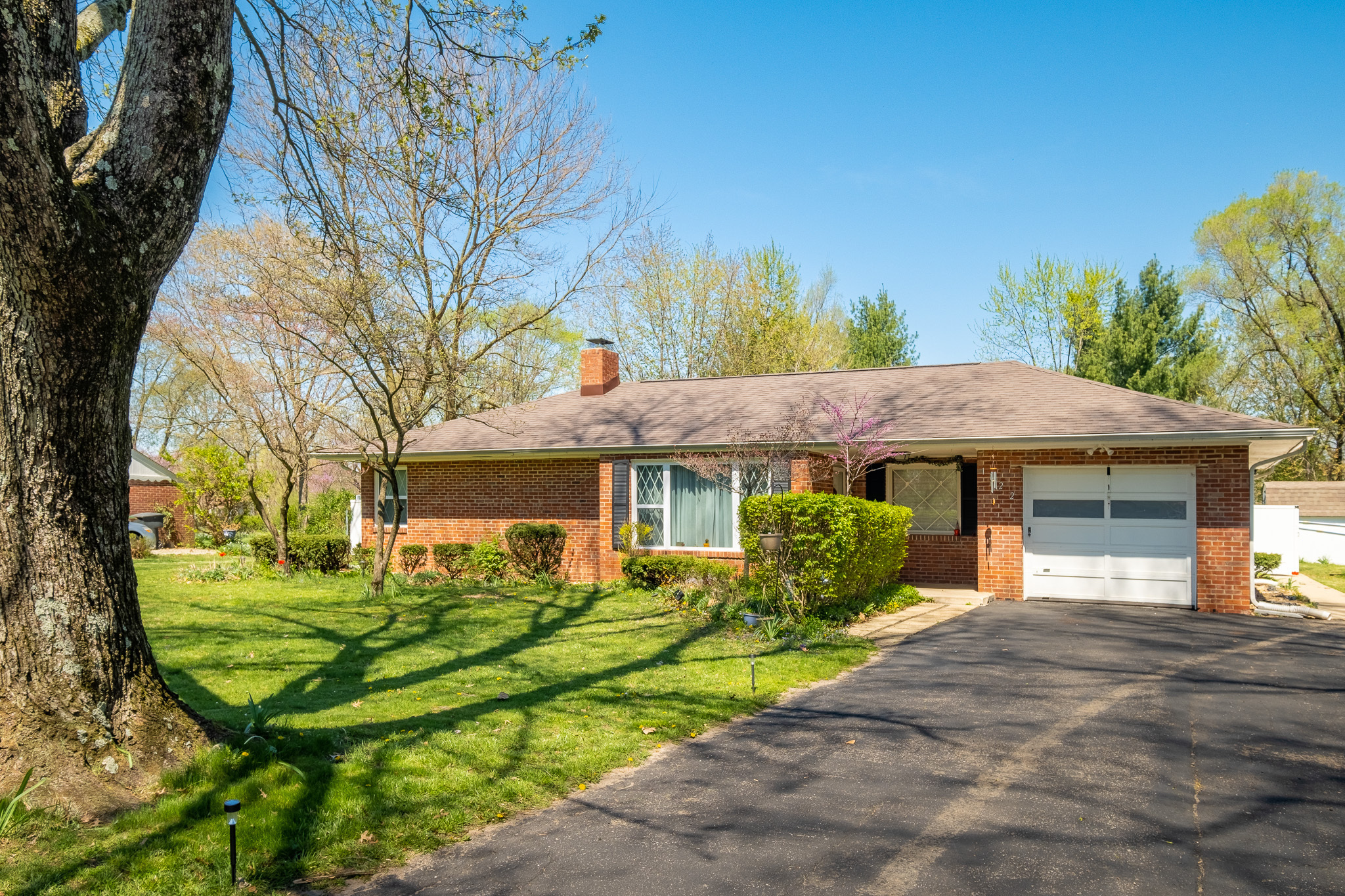 Property Photo: 1622 Laurel Drive IN 47203
