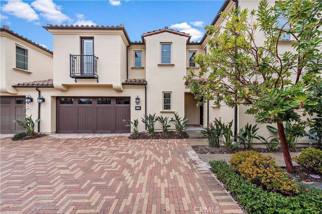 Property Photo: 212 Via Galicia CA 92672
