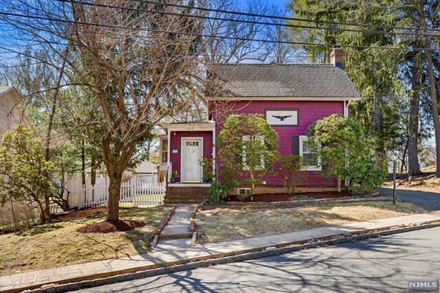 Property Photo: 111 Serpentine Road NJ 07627