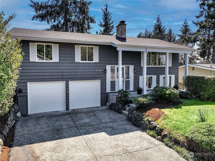 Property Photo: 2135 SW 322nd Street WA 98023