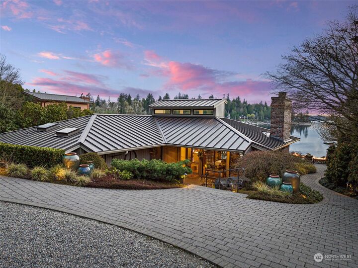 Property Photo: 8218 86th Avenue NW WA 98332