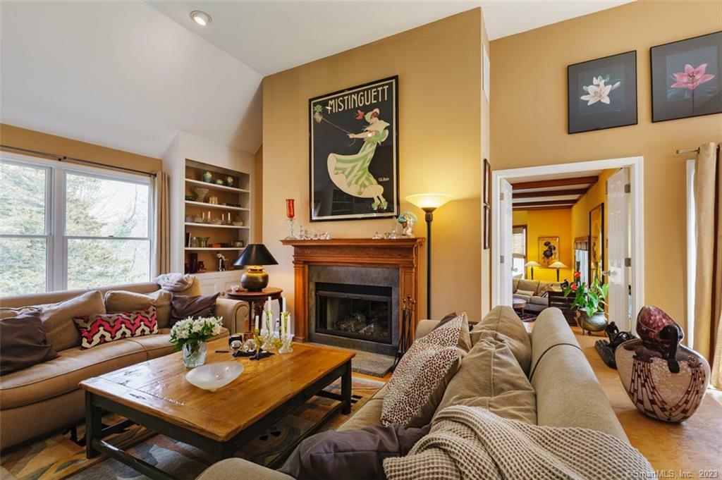 Property Photo:  50 Long Hill Farm  CT 06437 