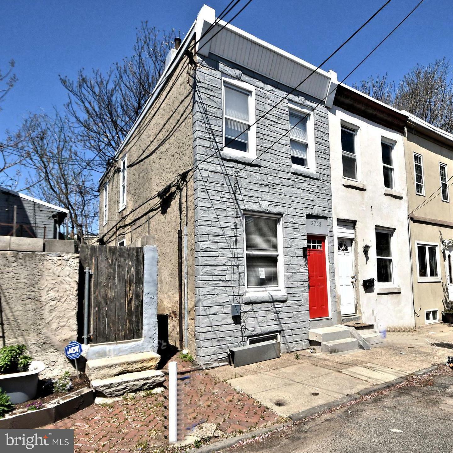 Property Photo:  2702 Livingston Street  PA 19134 