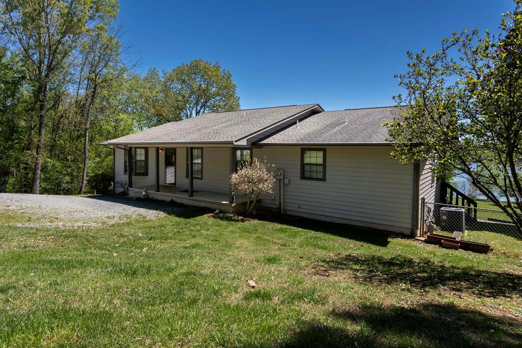 Property Photo:  2815 New Lake Road  TN 37321 