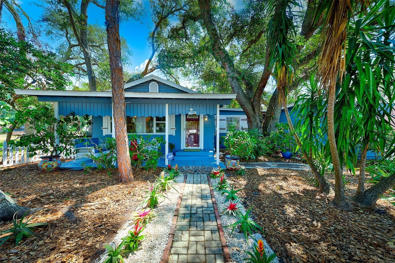 Property Photo:  2714 58th Street S  FL 33707 