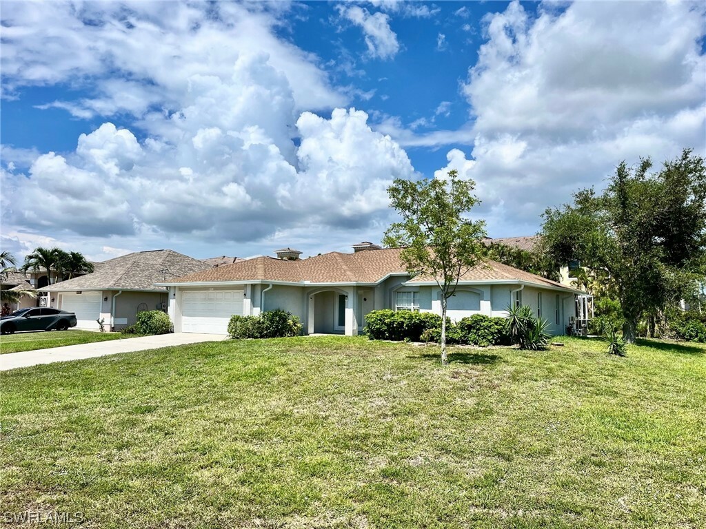 Property Photo:  4913 SW 18th Avenue  FL 33914 