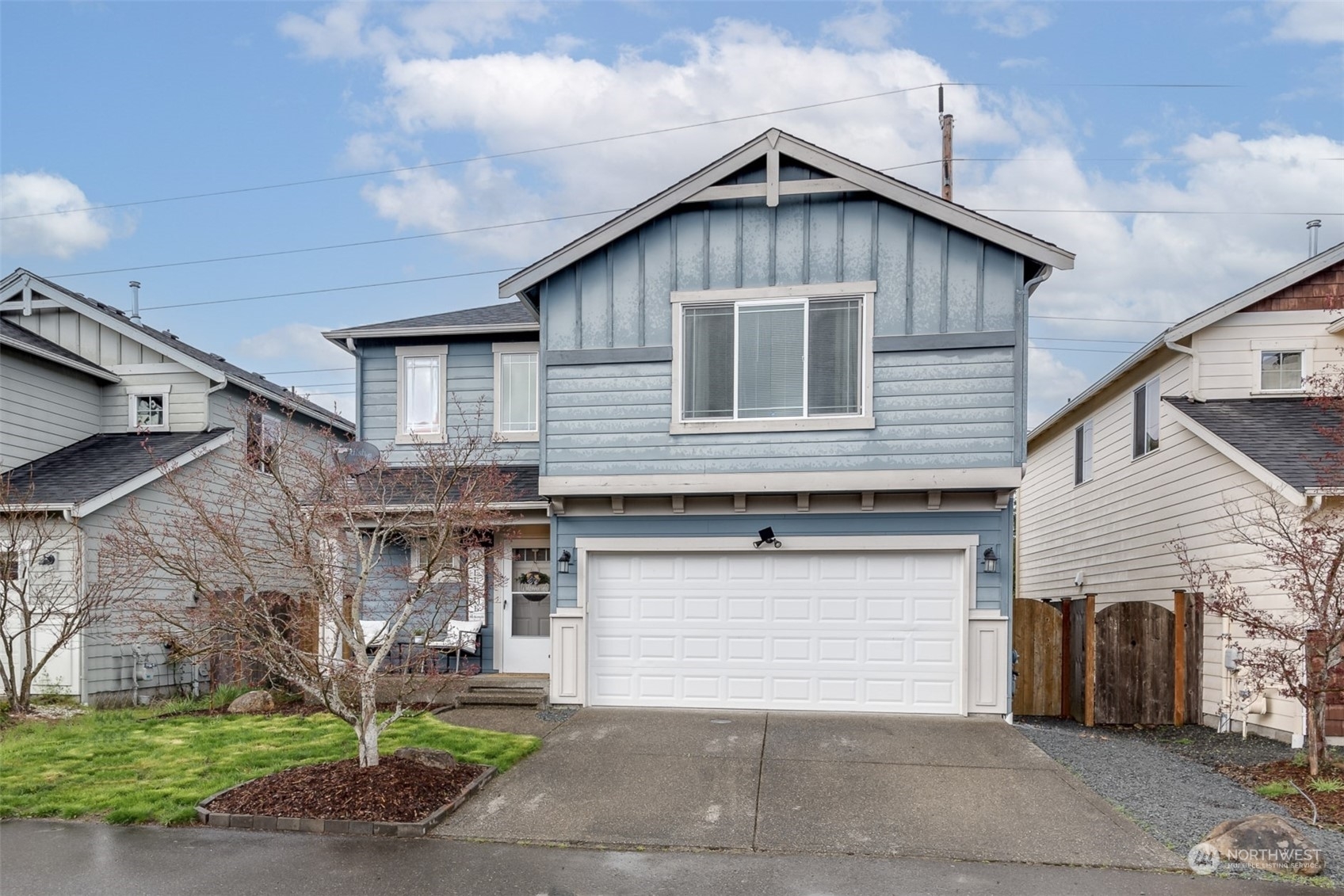 Property Photo:  4609 201st Street E  WA 98387 