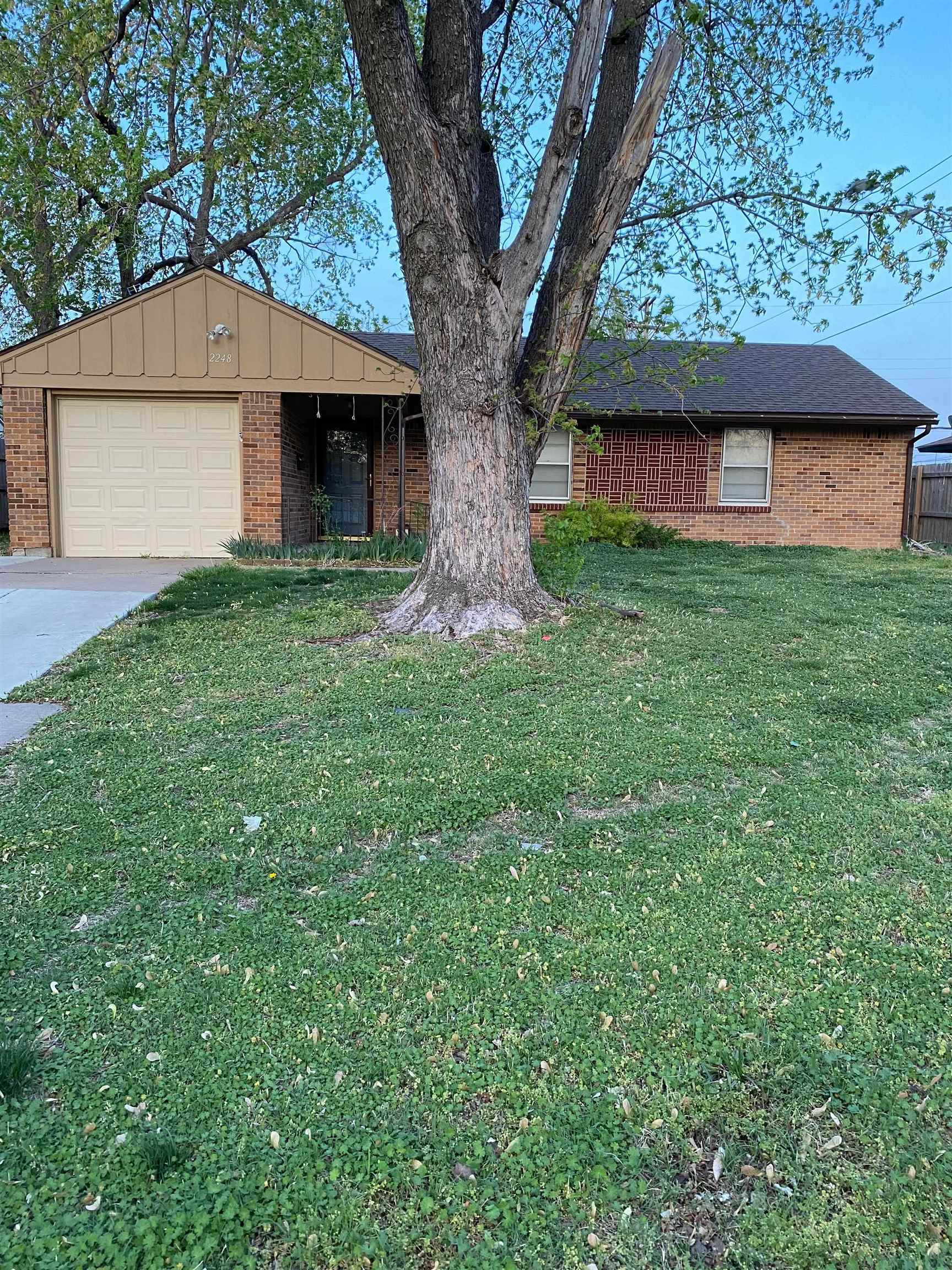 Property Photo:  2248 S Bonn Ave  KS 67213 