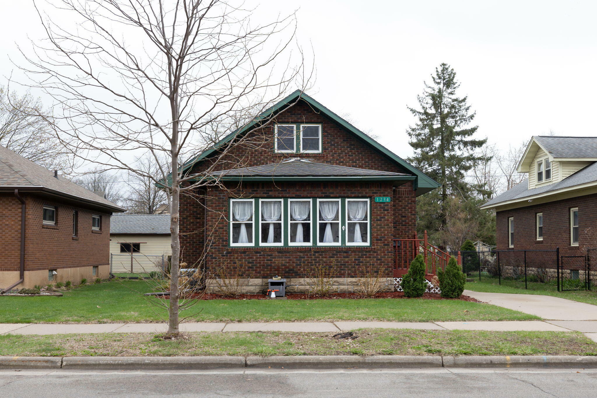 Property Photo:  1234 Farnam St  WI 54601 