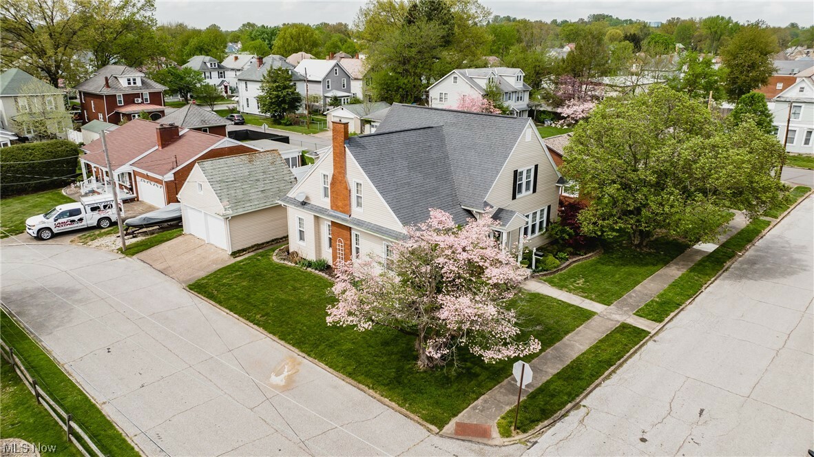 Property Photo: 1701 Pearcy Avenue WV 26101