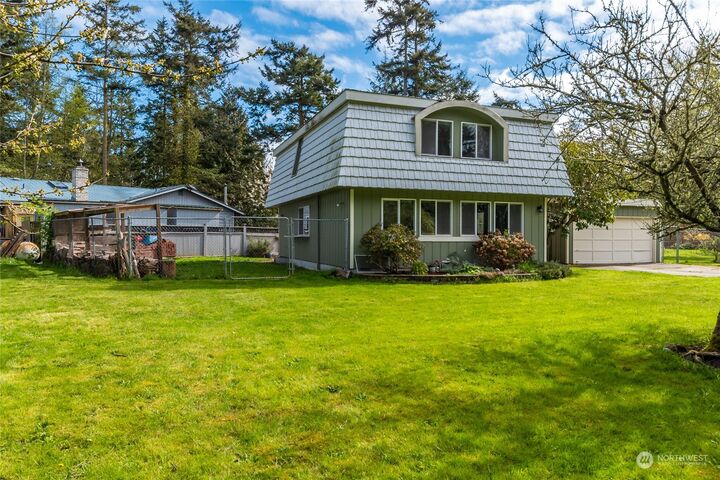 Property Photo:  1930 Fir Woods Place  WA 98277 