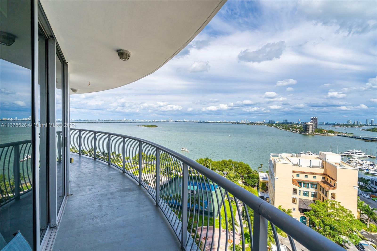 Property Photo:  1750 N Bayshore Dr 1602  FL 33132 