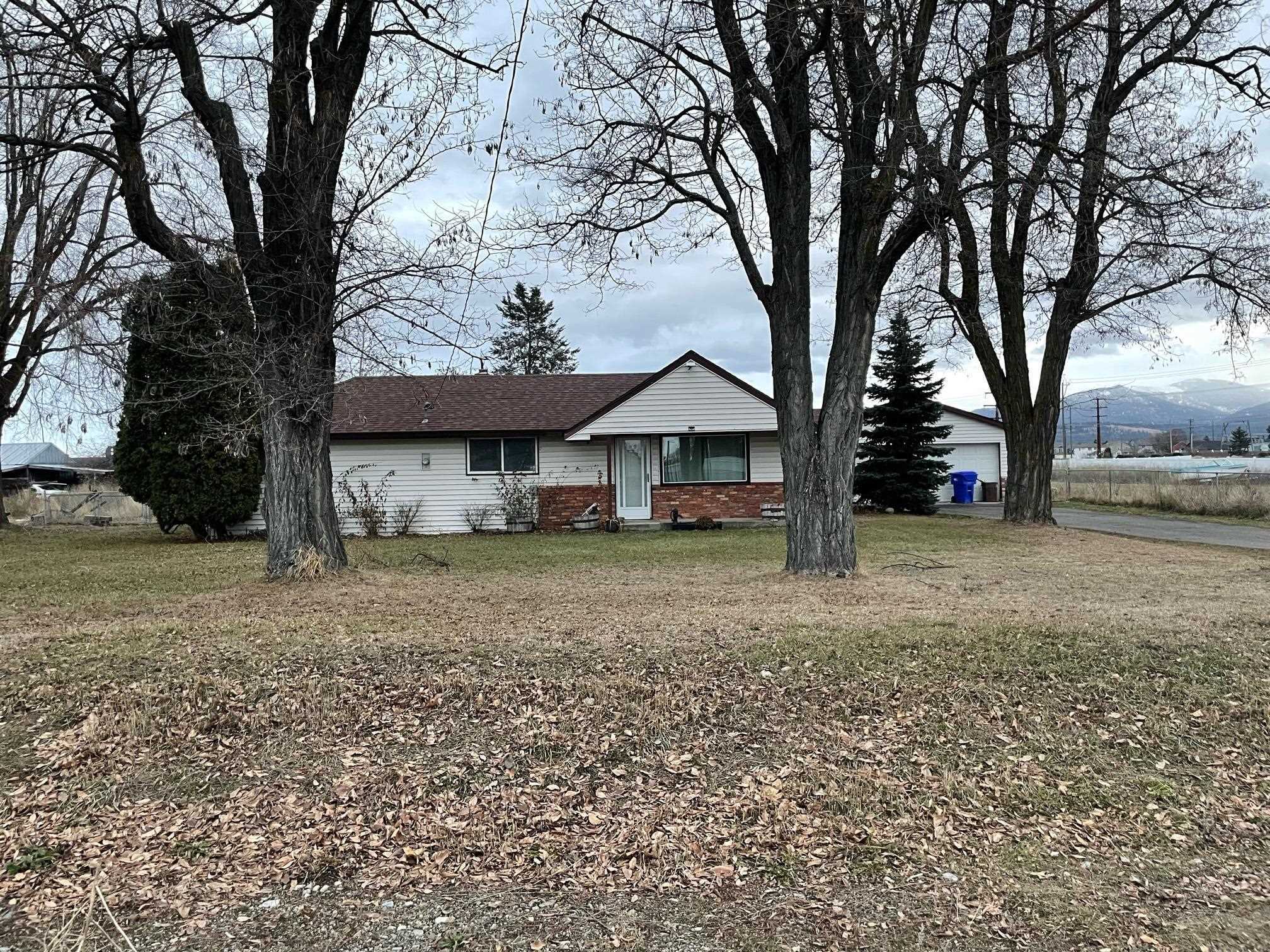 Property Photo: 3512 N Barker Rd WA 99027