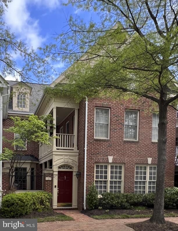 1107 Roundhouse Lane  Alexandria VA 22314 photo