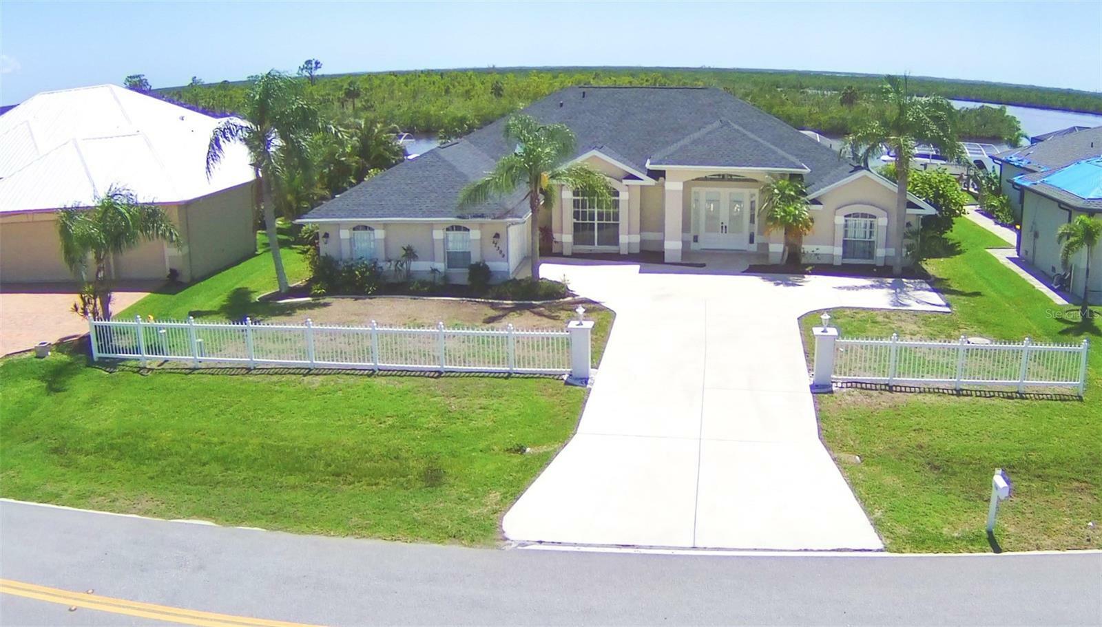 Property Photo: 17399 Ohara Drive FL 33948